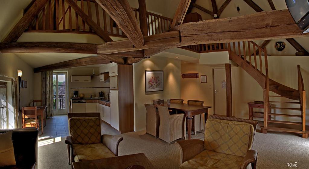 Charme Hotel La Dominotte Demigny Room photo