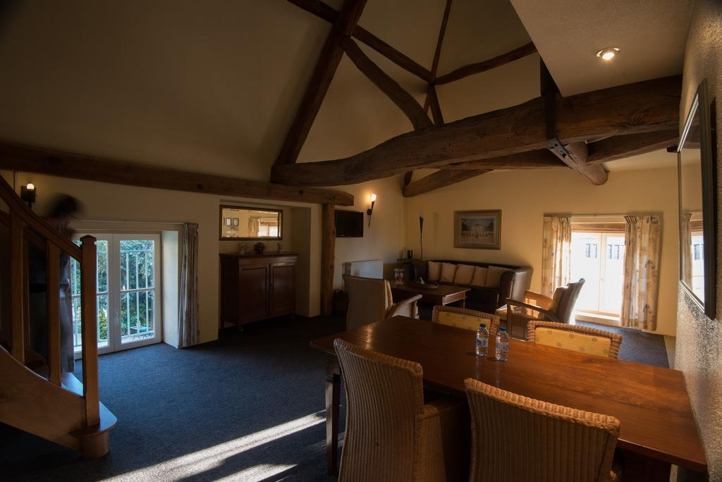 Charme Hotel La Dominotte Demigny Room photo