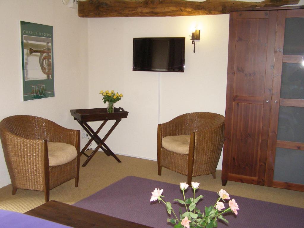 Charme Hotel La Dominotte Demigny Room photo